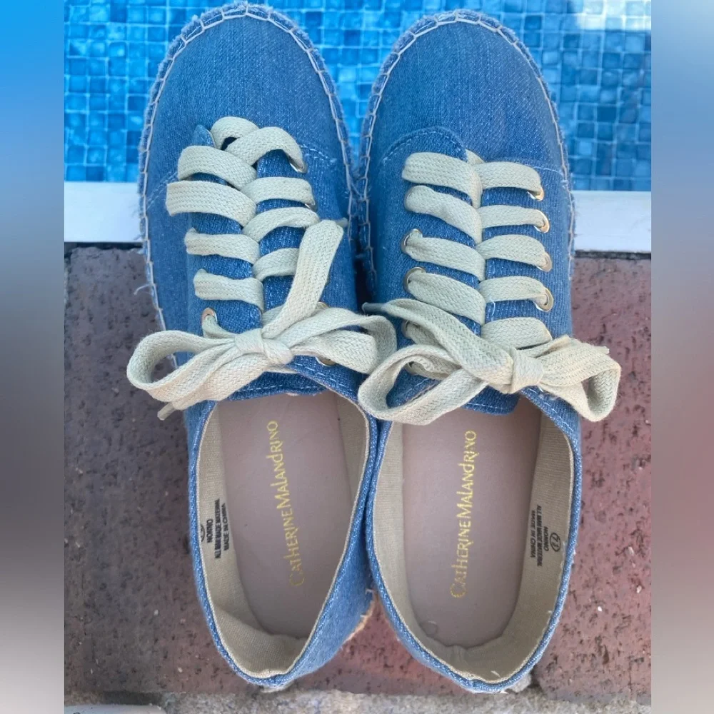 Catherine Malandrino Light Blue Denim Lace Up Espadrille Sneakers  size 7 1/2